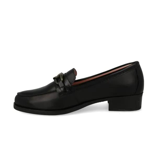 MOCASIN NEGRO MUJER MOD. NAYRA