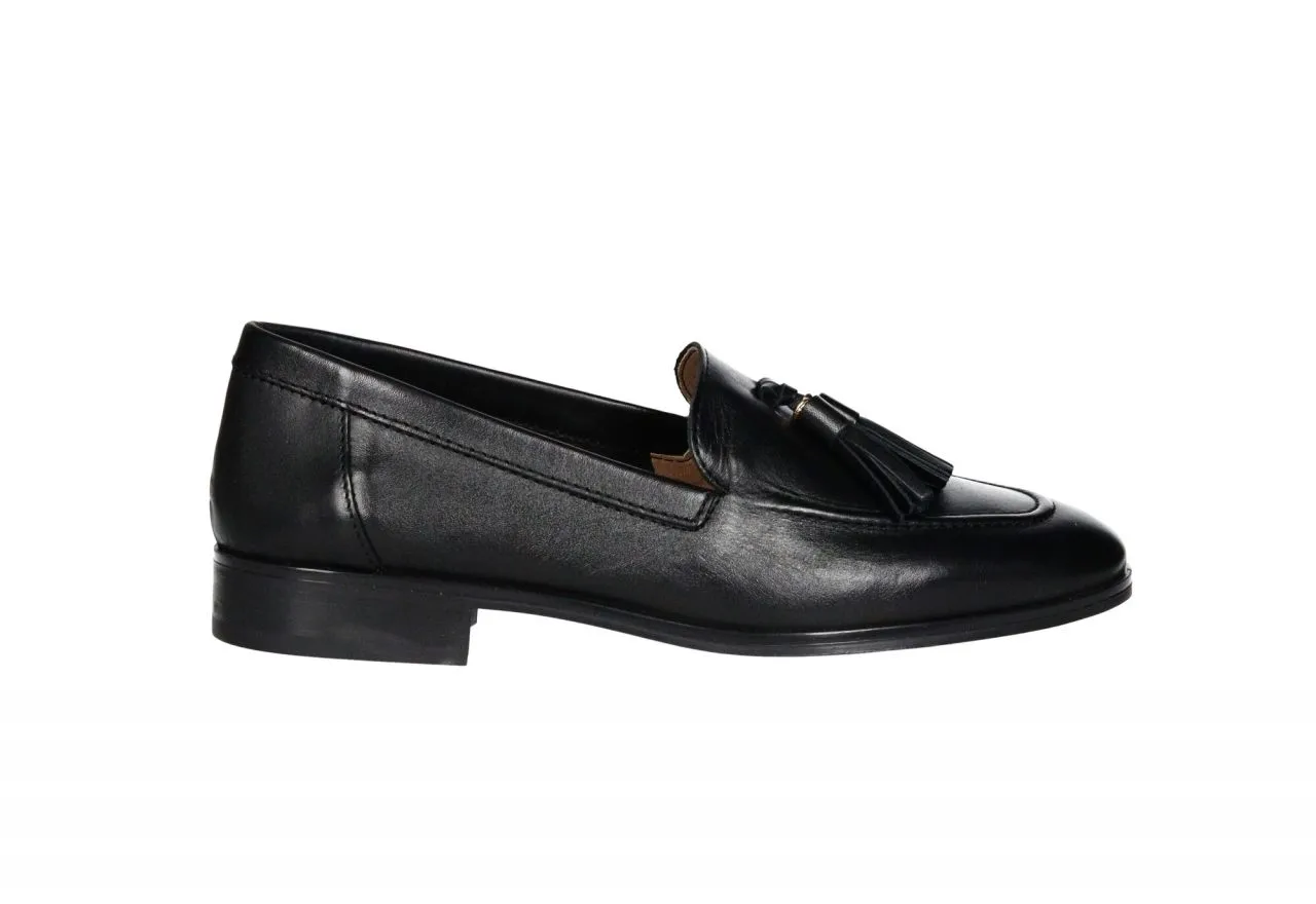Mocasin Piel Negro Adorno Pala Borlas