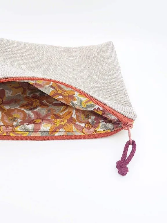 Neceser estampado tapicería reciclada