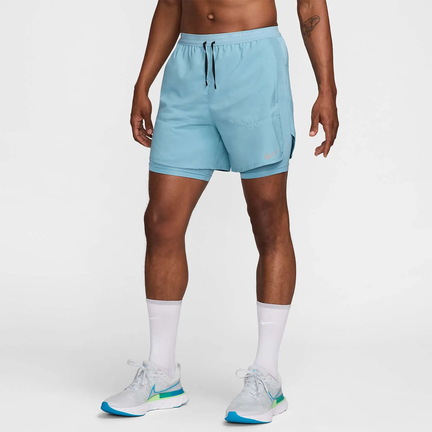 NIKE DRIFIT STRIDE HYBRID 2 IN 1 5IN SHORTS