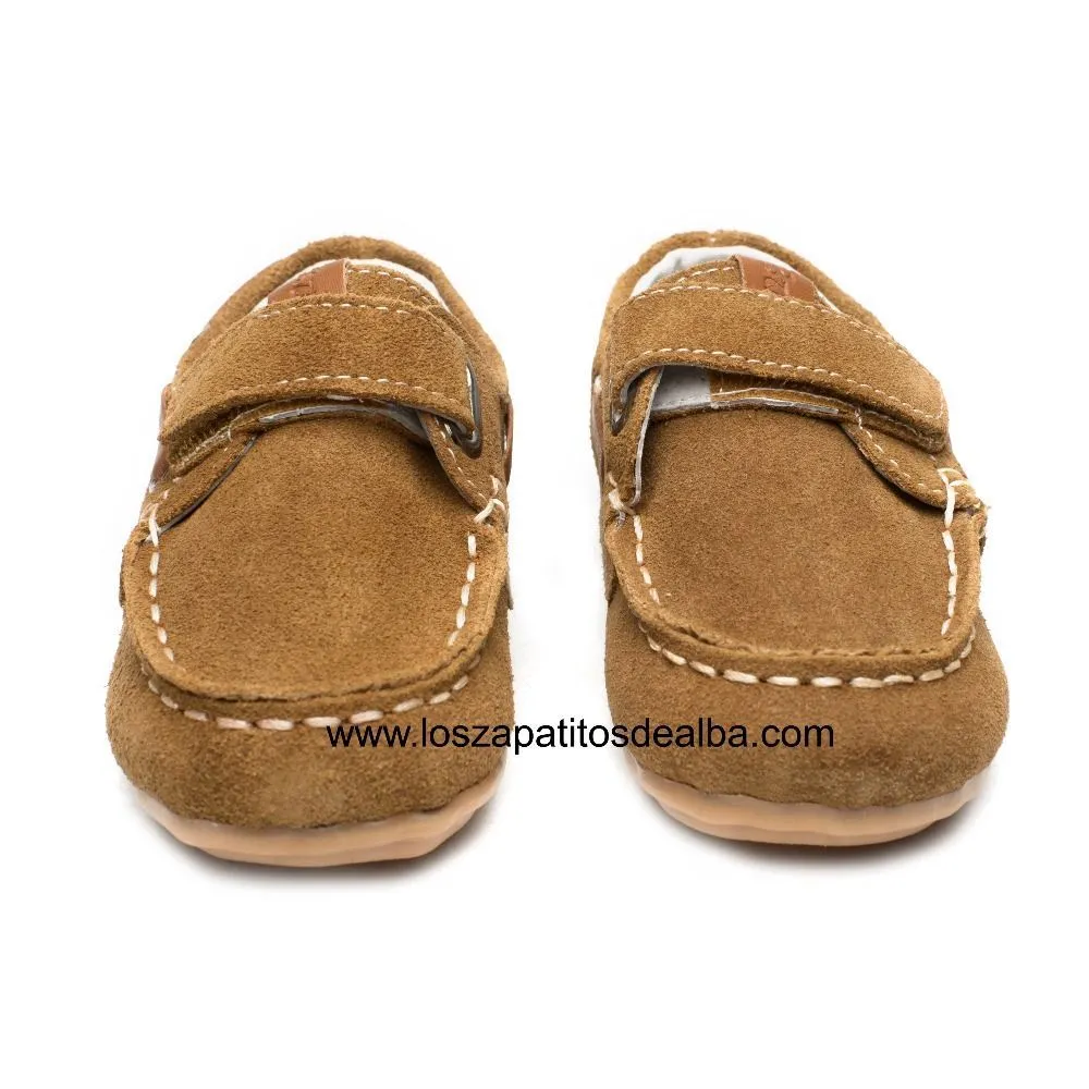 Náuticos Niño camel modelo velcro