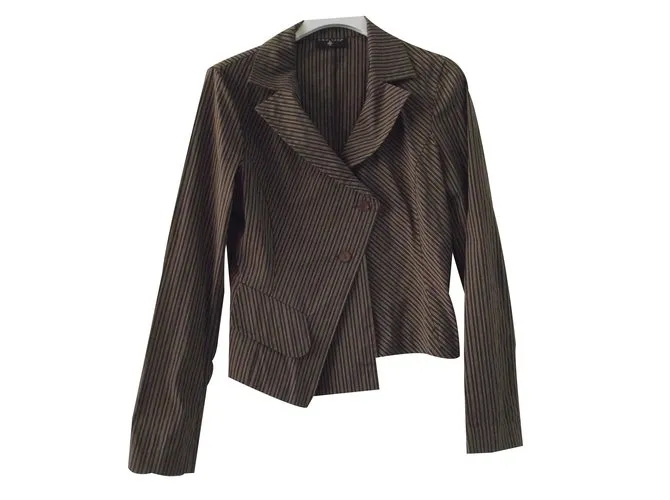 One step Chaquetas Castaño 