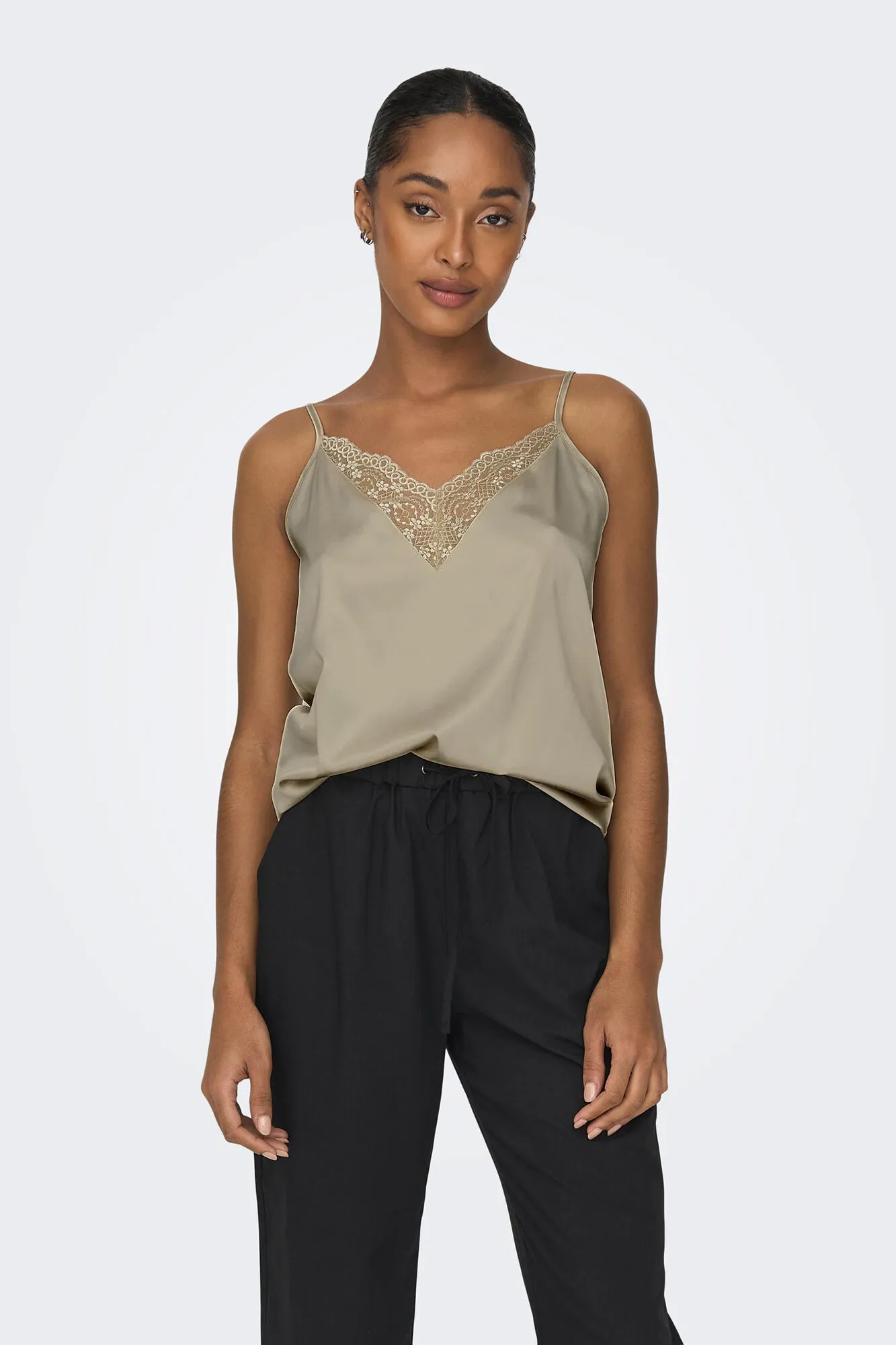 Only Top lencero de tirantes con encaje