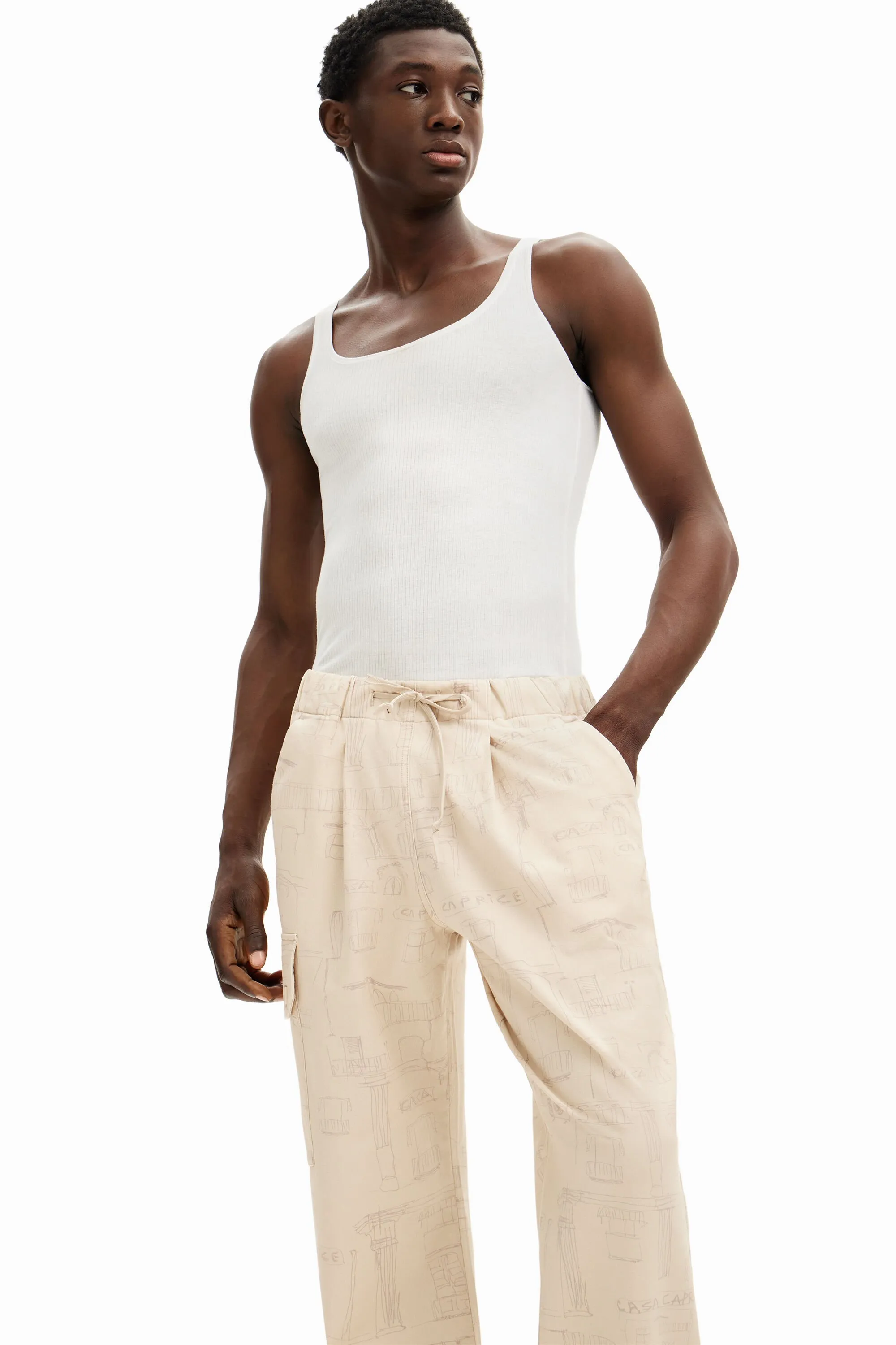 Pantalón cargo estampado