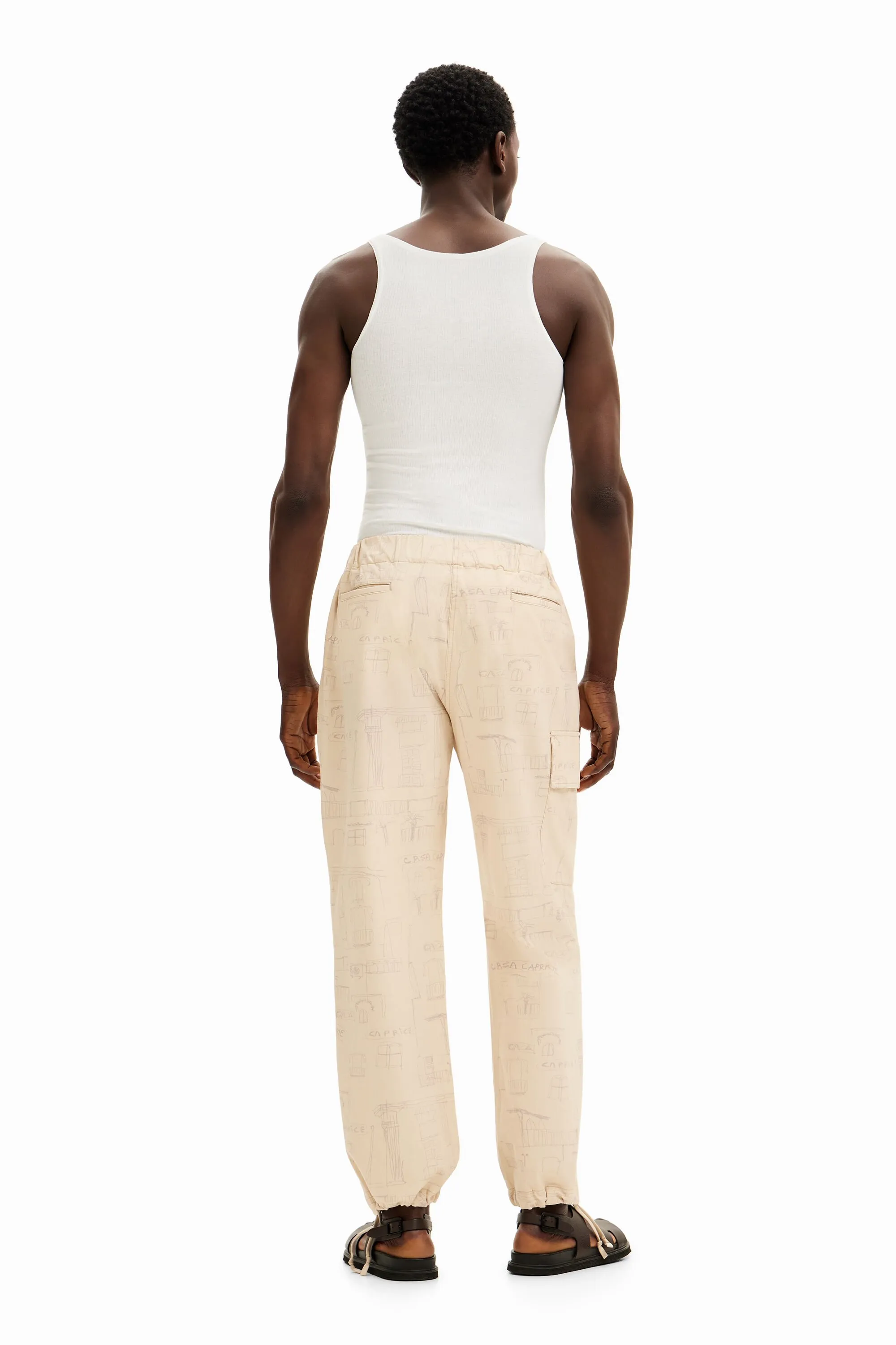 Pantalón cargo estampado