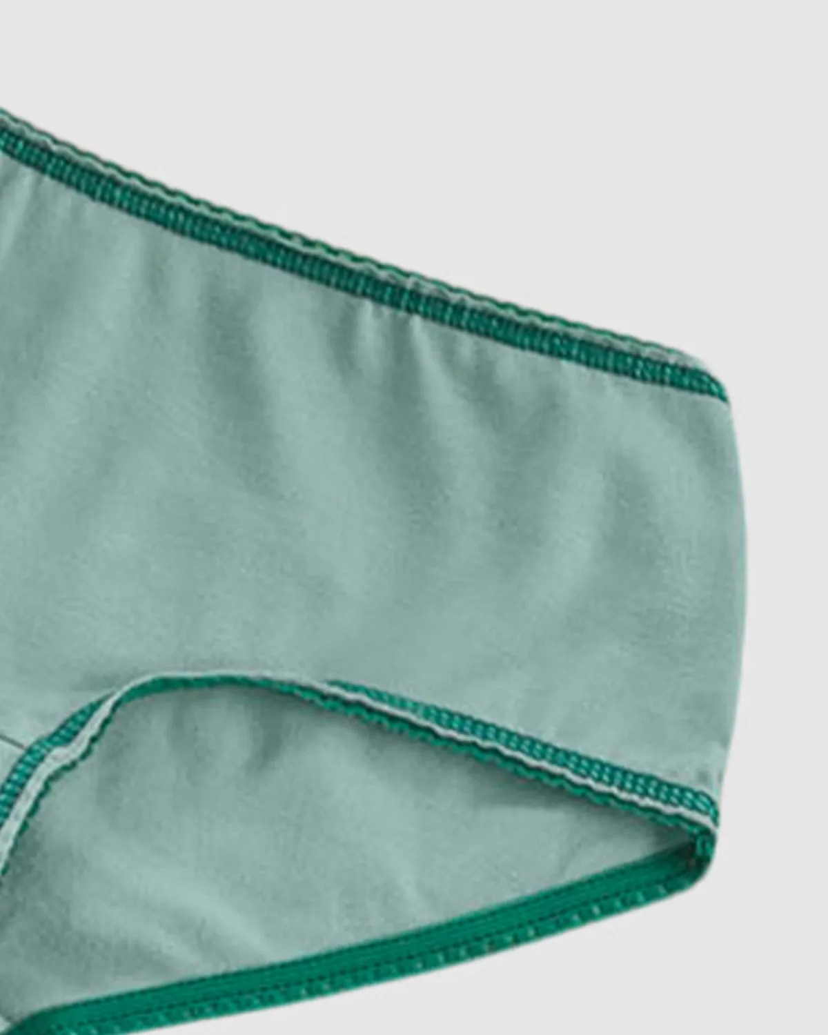 Paquete x 3 panties clásicos en algodón suave para nia