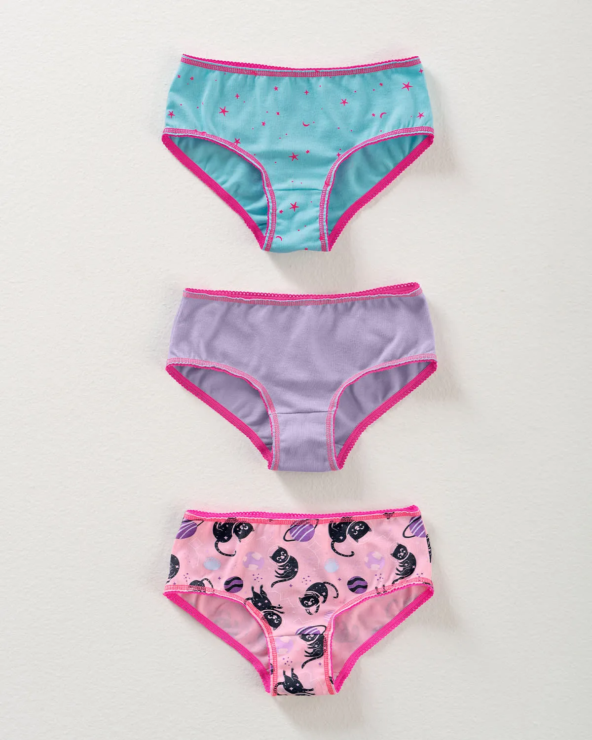 Paquete x 3 panties clásicos en algodón suave para nia