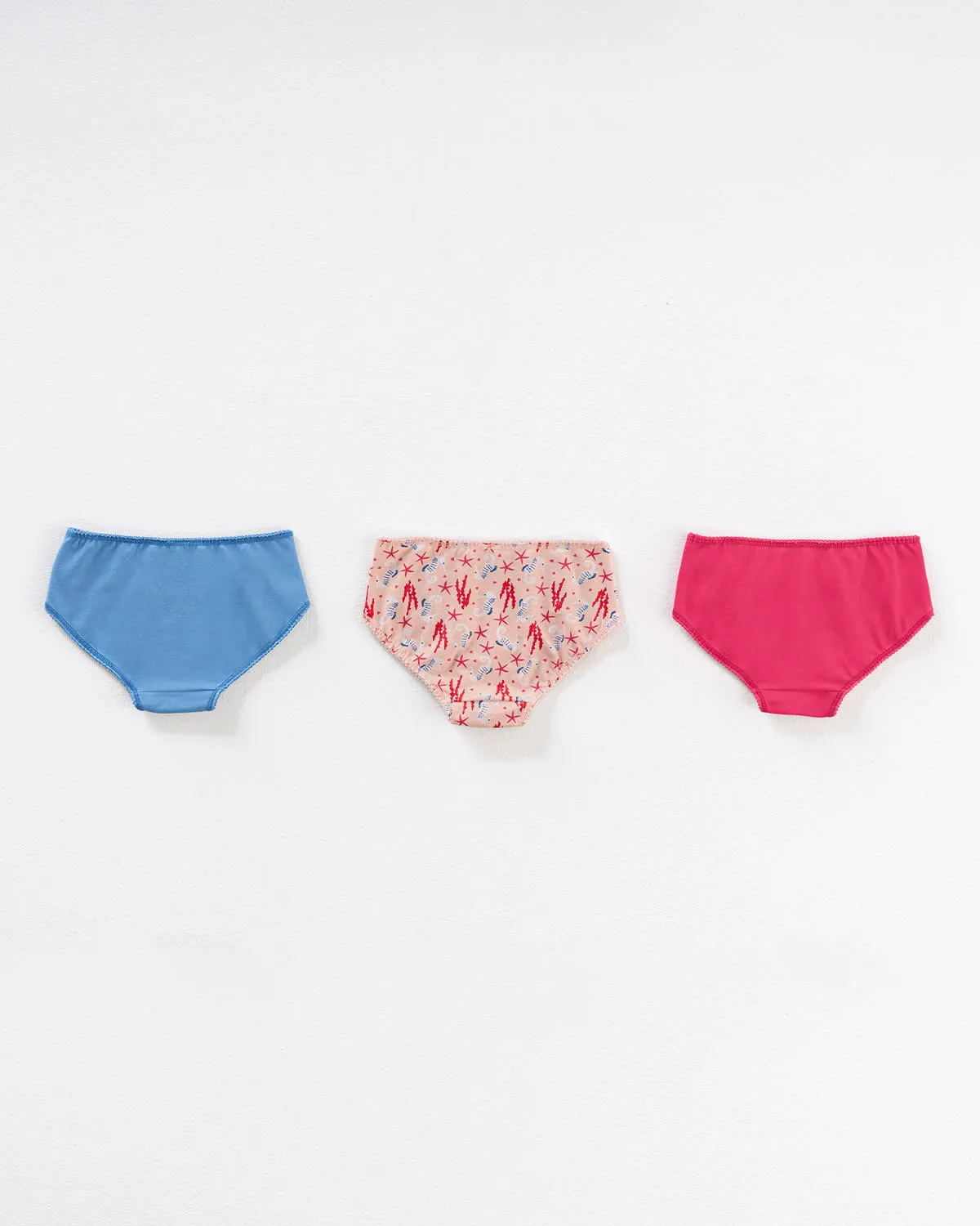Paquete x 3 panties clásicos en algodón suave para nia