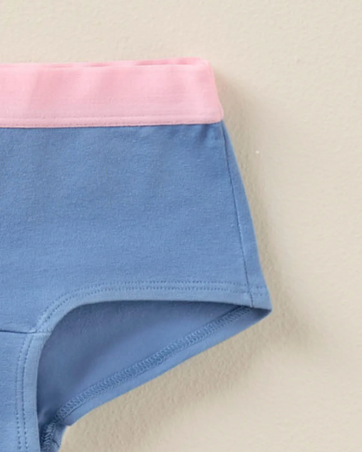 Paquete x 3 panties tipo hipster en algodón suave para nia