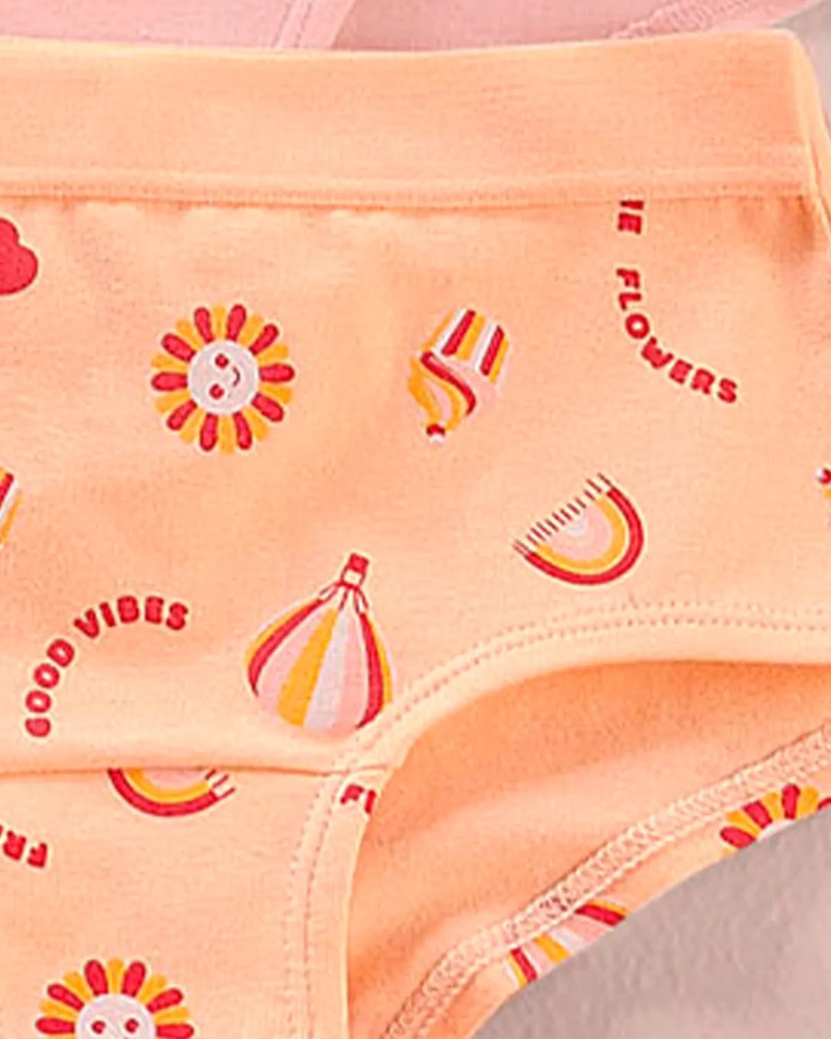Paquete x 3 panties tipo hipster en algodón suave para nia