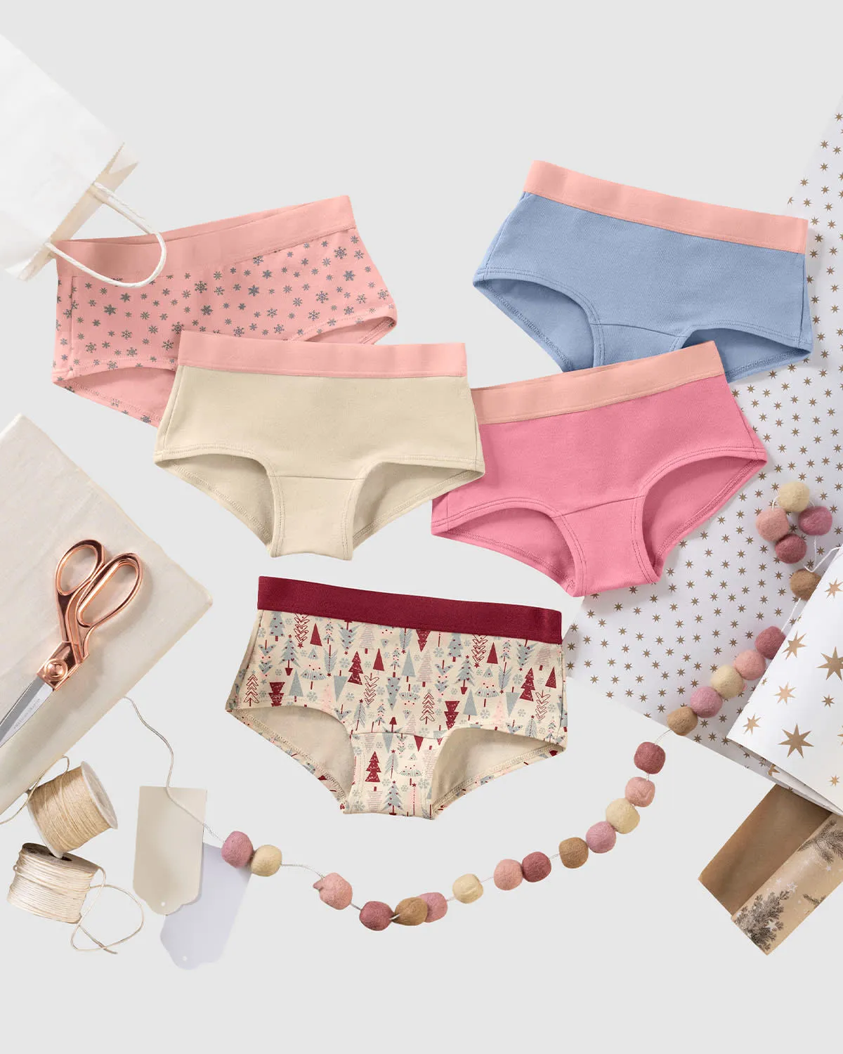 Paquete x 5 panties tipo hipster en algodón suave para nia