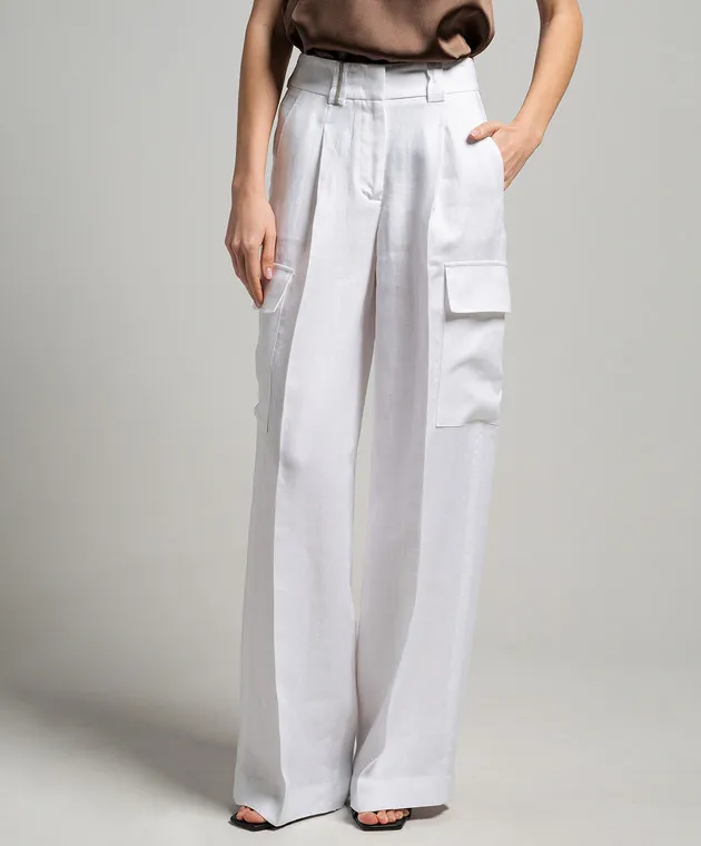 Peserico White linen cargo pants with monil chain