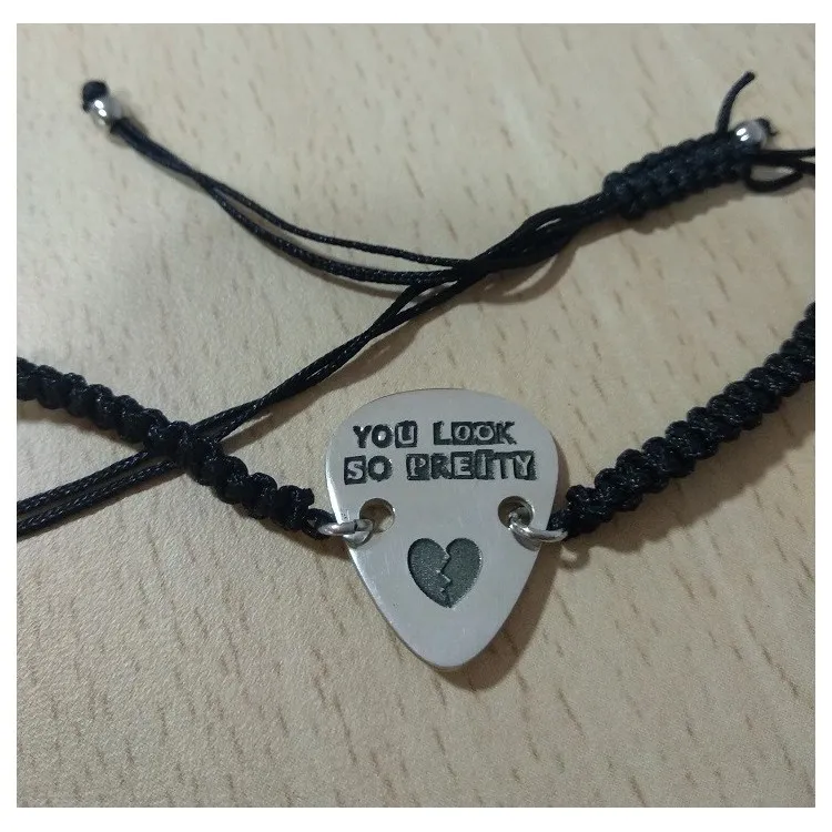 Pulsera pua de guitarra personalizada en plata de ley