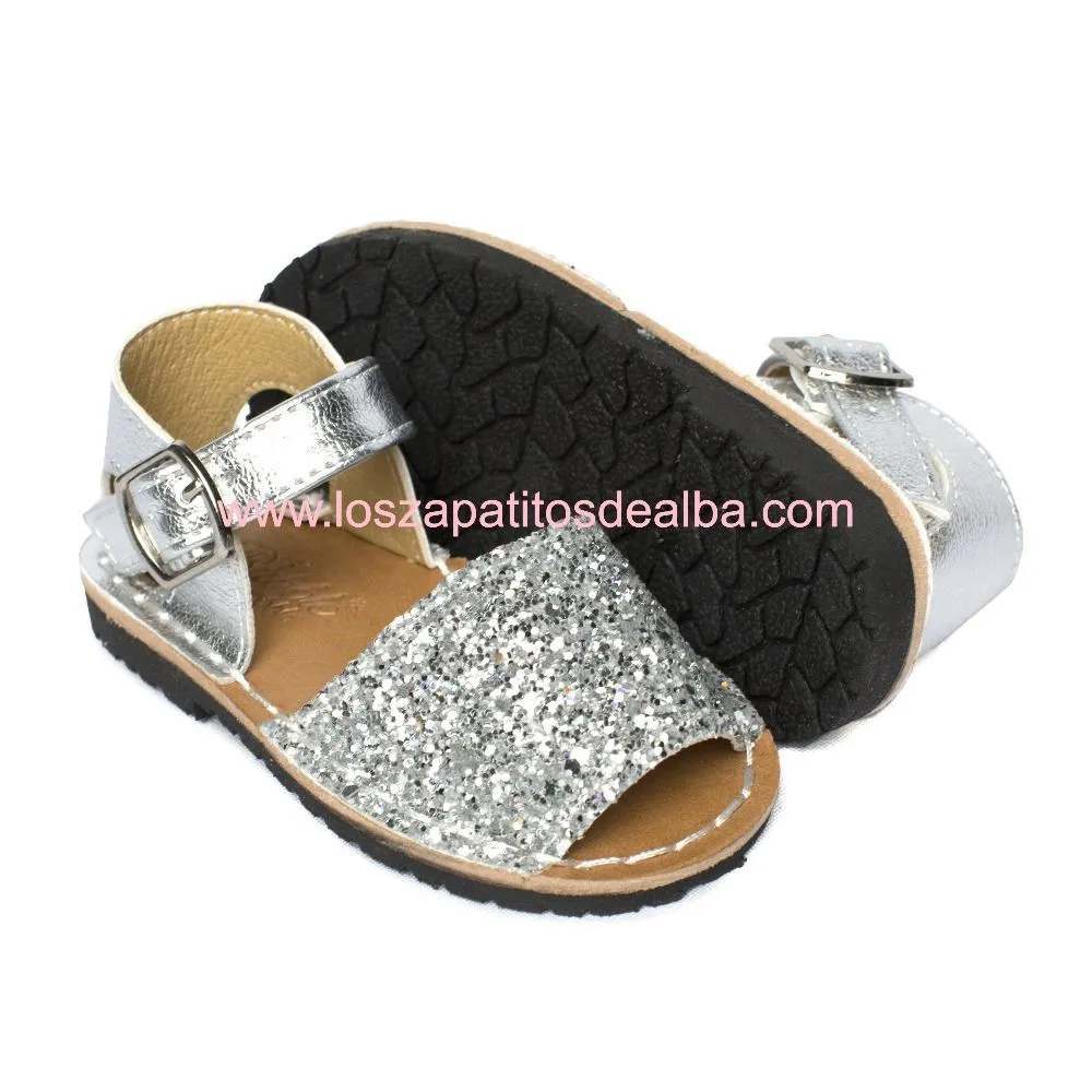 Sandalias Niña Plata Modelo Menorquinas Glitter
