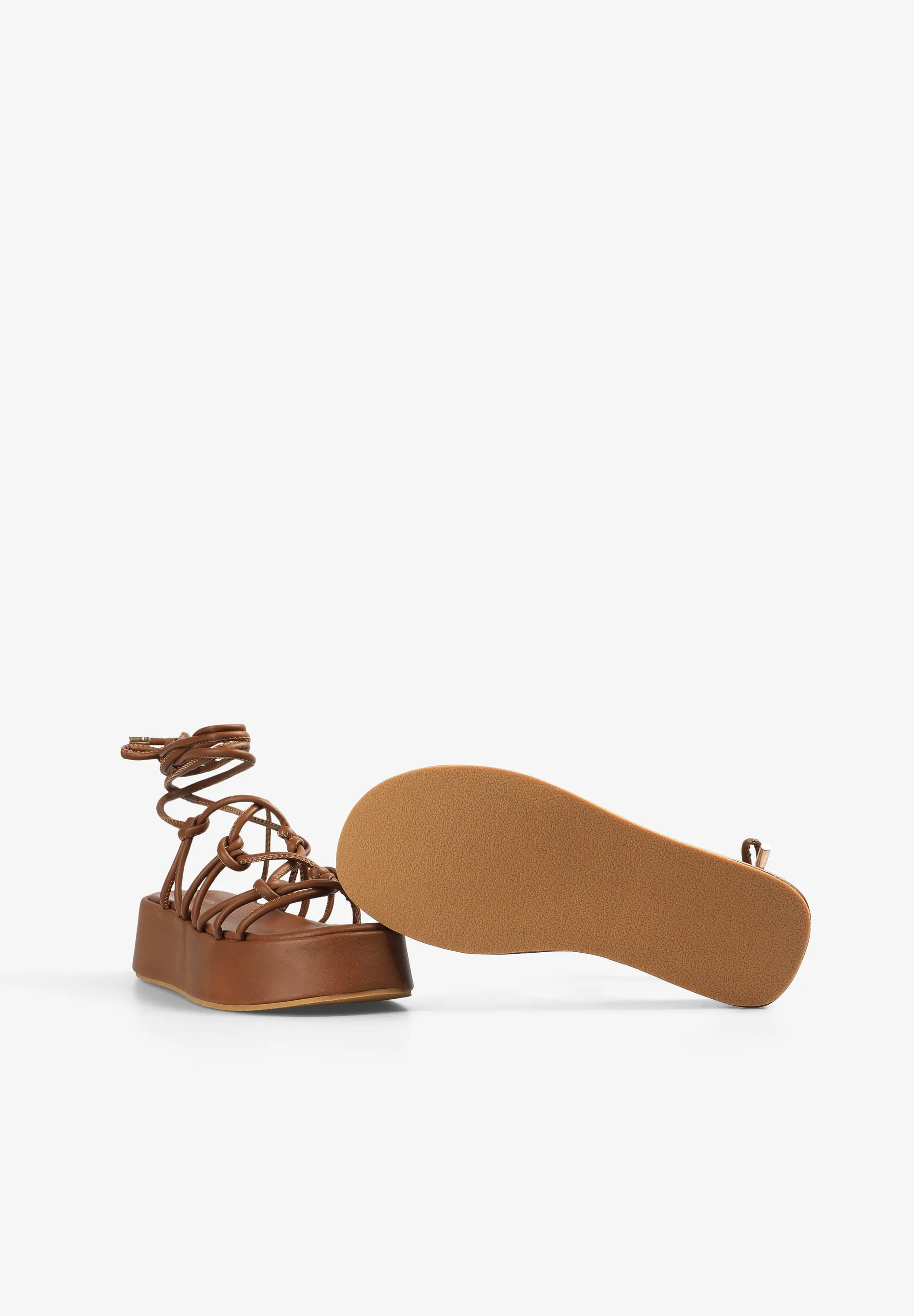 SANDALIAS PLATAFORMA PIEL TIRAS