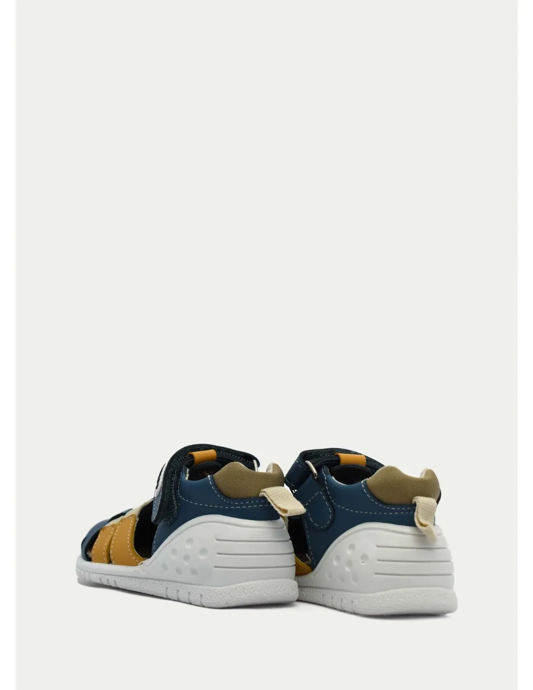 SANDALIAS TITANITOS LUCCA JEANS 