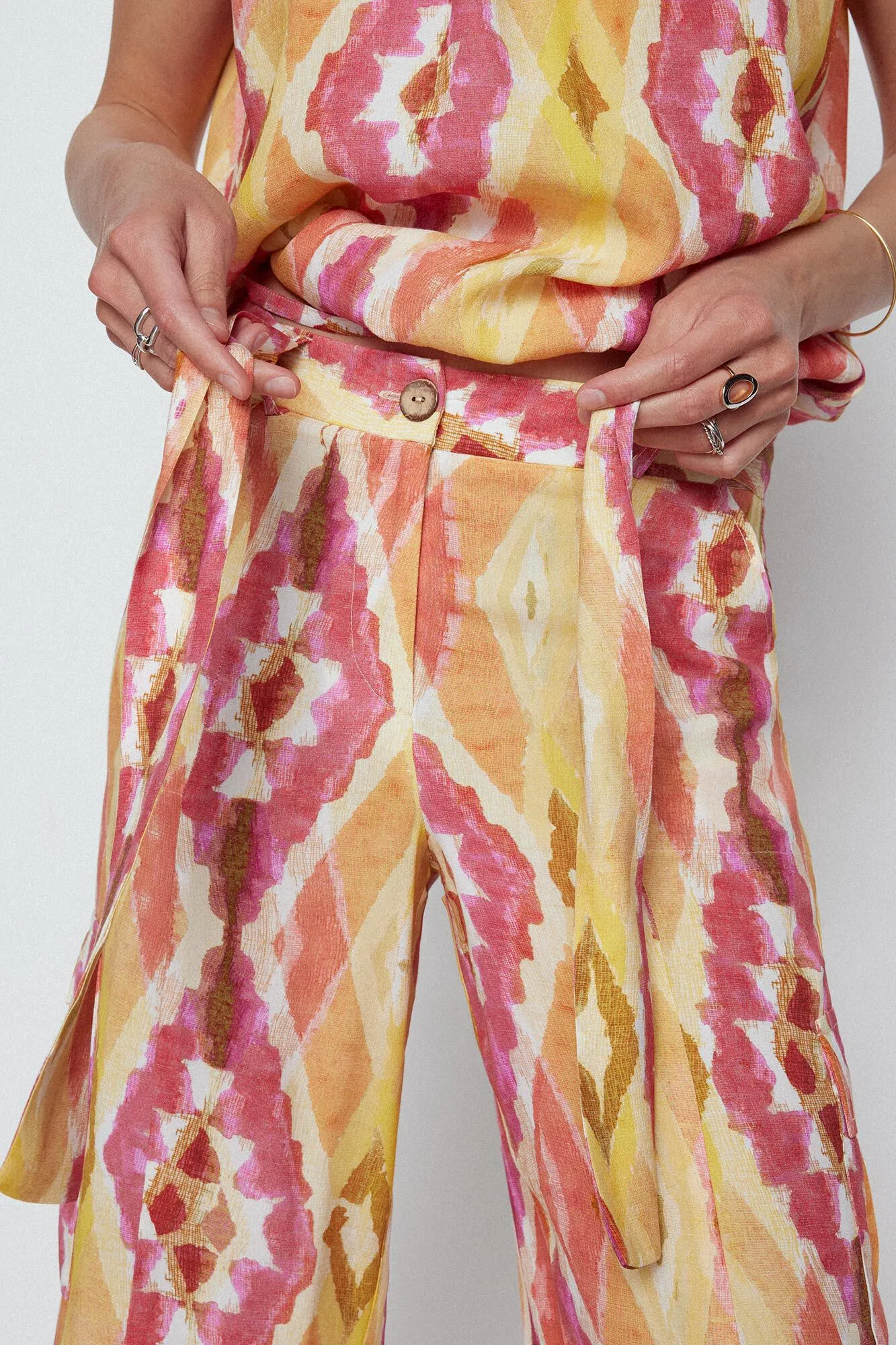 Slowlove Pantalón cargo estampado