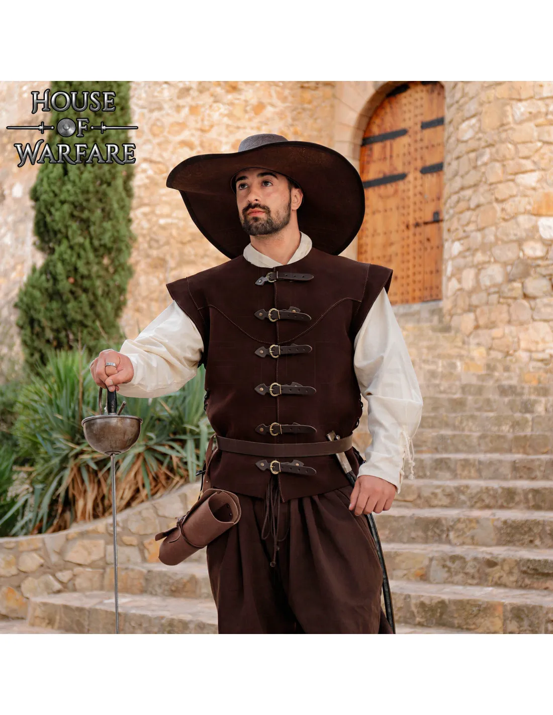 Soporte de cuero marrón para pergamino medieval
