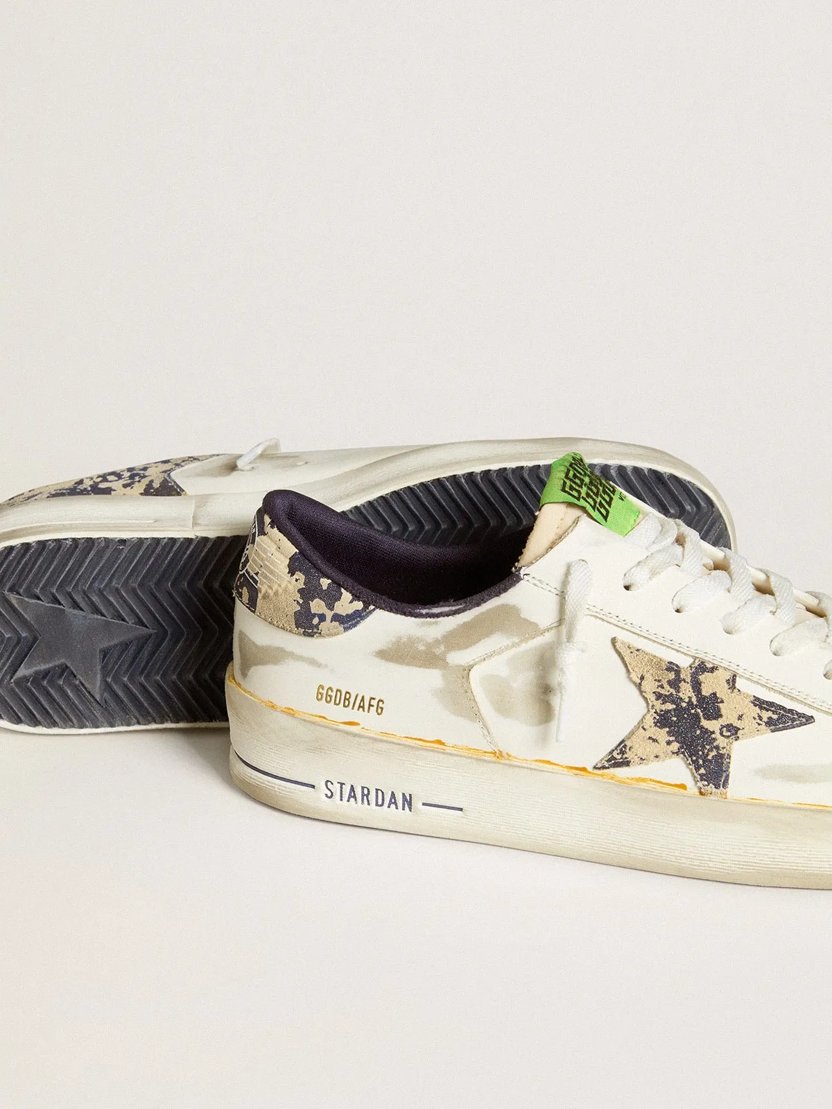 Stardan LAB de hombre de piel blanca con estrella y refuerzo del talón con estampado camuflaje