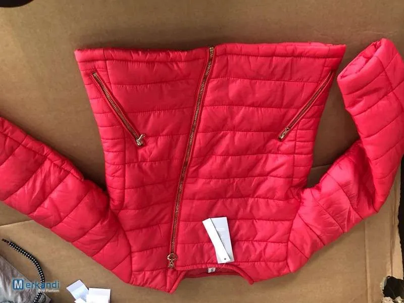 Stock de ropa infantil