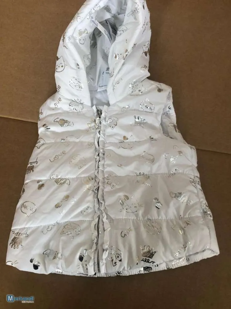 Stock de ropa infantil