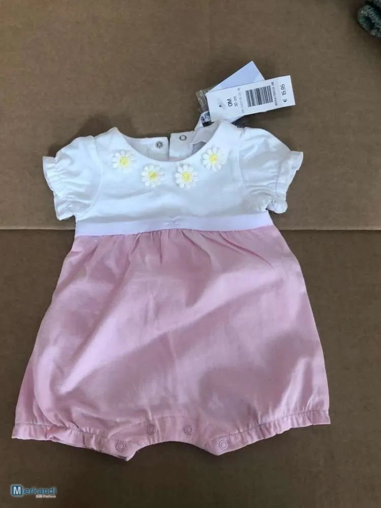 Stock de ropa infantil