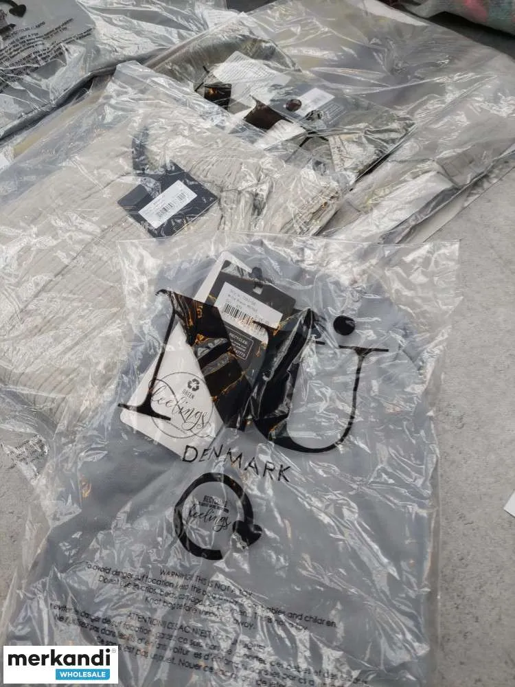 Stock ropa ropa premium nu dinamarca reanudar outlet zalando stock