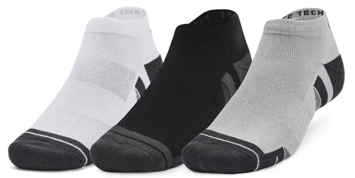 UNDER ARMOUR PERFROMANCE TECH SOCKS  3 PACK