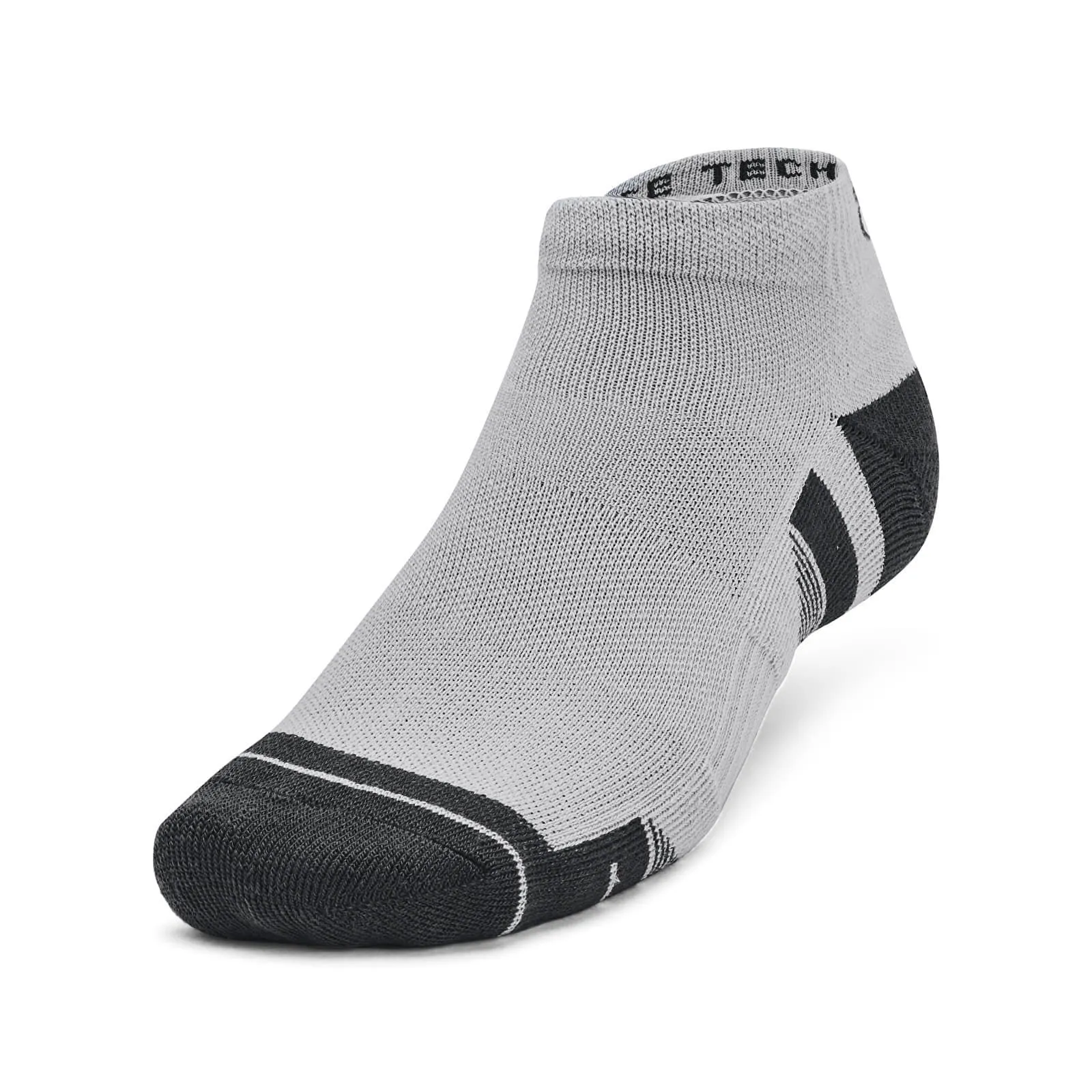 UNDER ARMOUR PERFROMANCE TECH SOCKS  3 PACK
