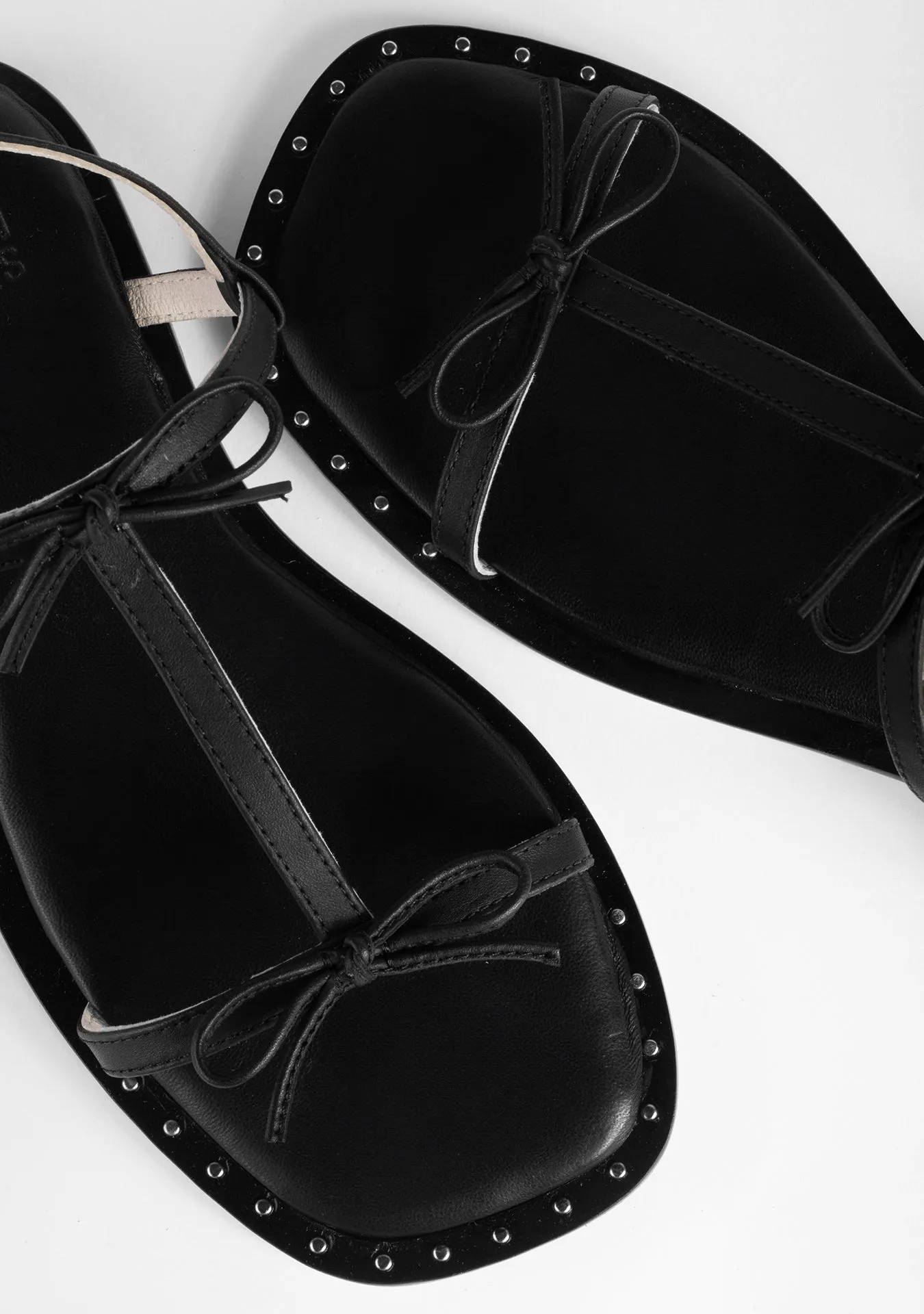Vinci Shoes Arabella Black Sandals