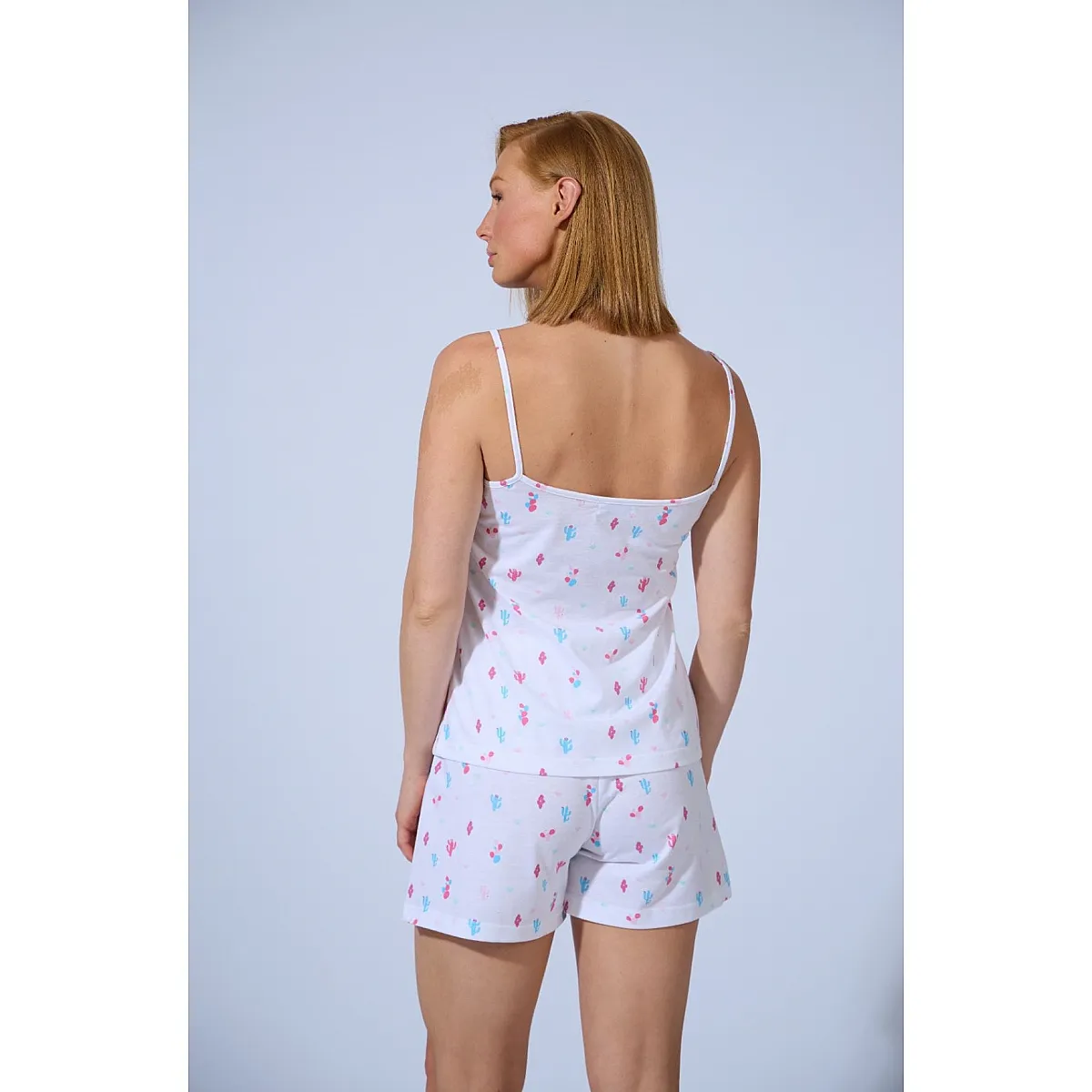 WOMEN'S SHORT PAJAMAS WITH THIN STRAPS