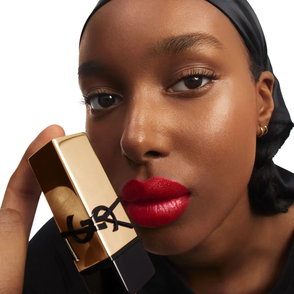 YVES SAINT LAURENT ROUGE PUR COUTURE LABIAL ACABADO SATINADO EN   R1 LE ROUGE