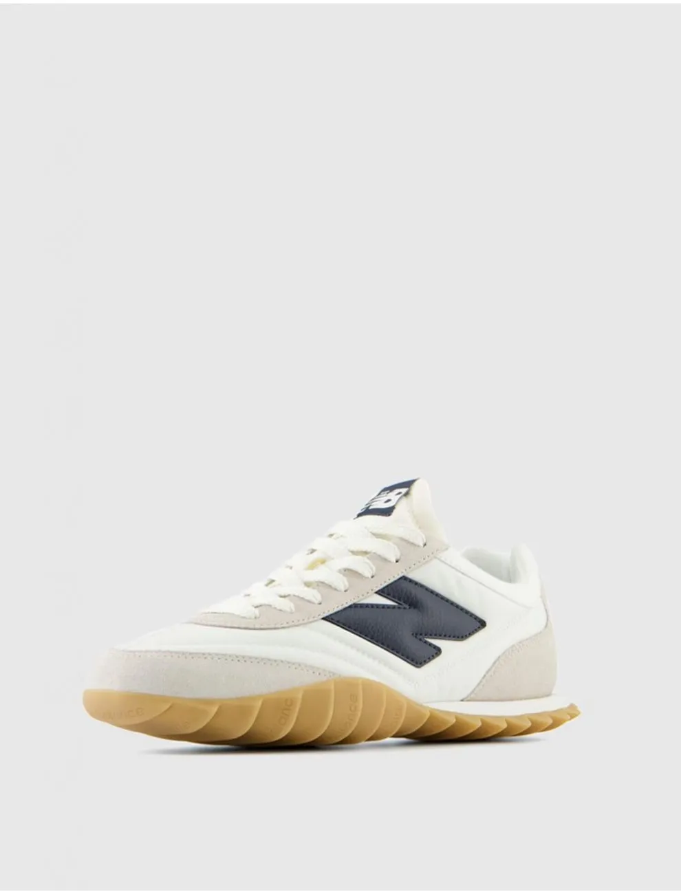 Zapatilla Urbana New Balance Urc30 Beig/negro