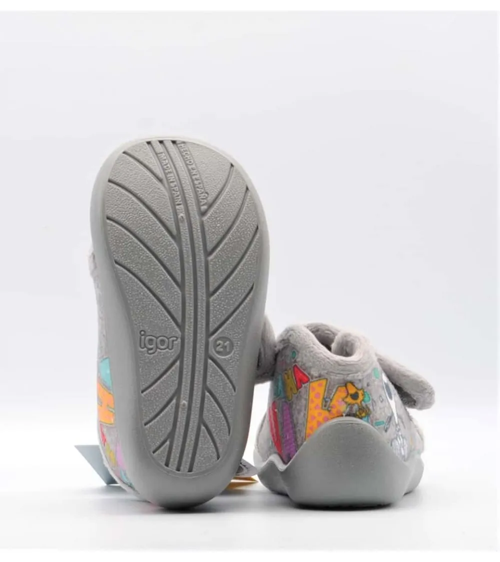 ZAPATILLAS DE ANDAR POR CASA IGOR VELCRO SNOOPY GRIS