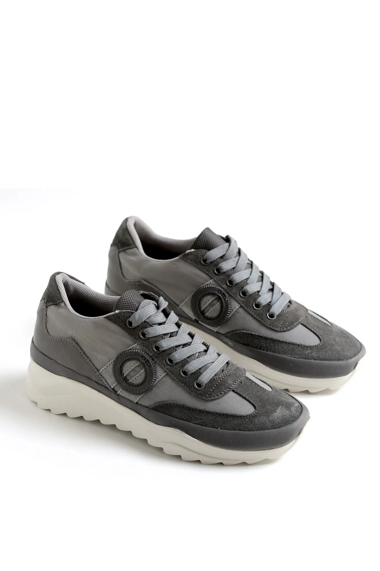 Zapatillas deportivas CHUNK CAMP GREY