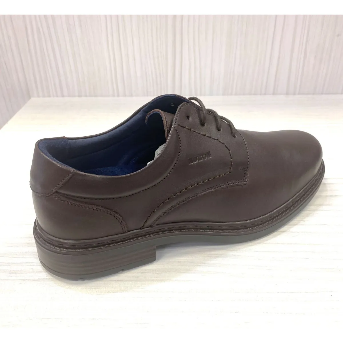 Zapato ancho especial hombre Notton cordón negro N0104