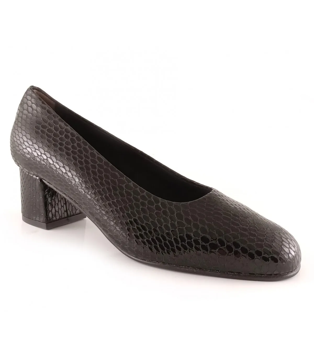 Zapato corte salón en serpiente negra