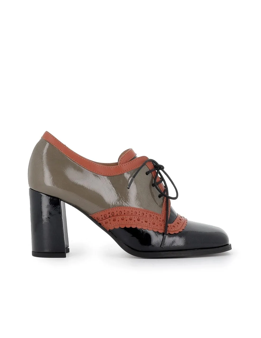 Zapato tacón cordones horma cuadrada VIRUS moda