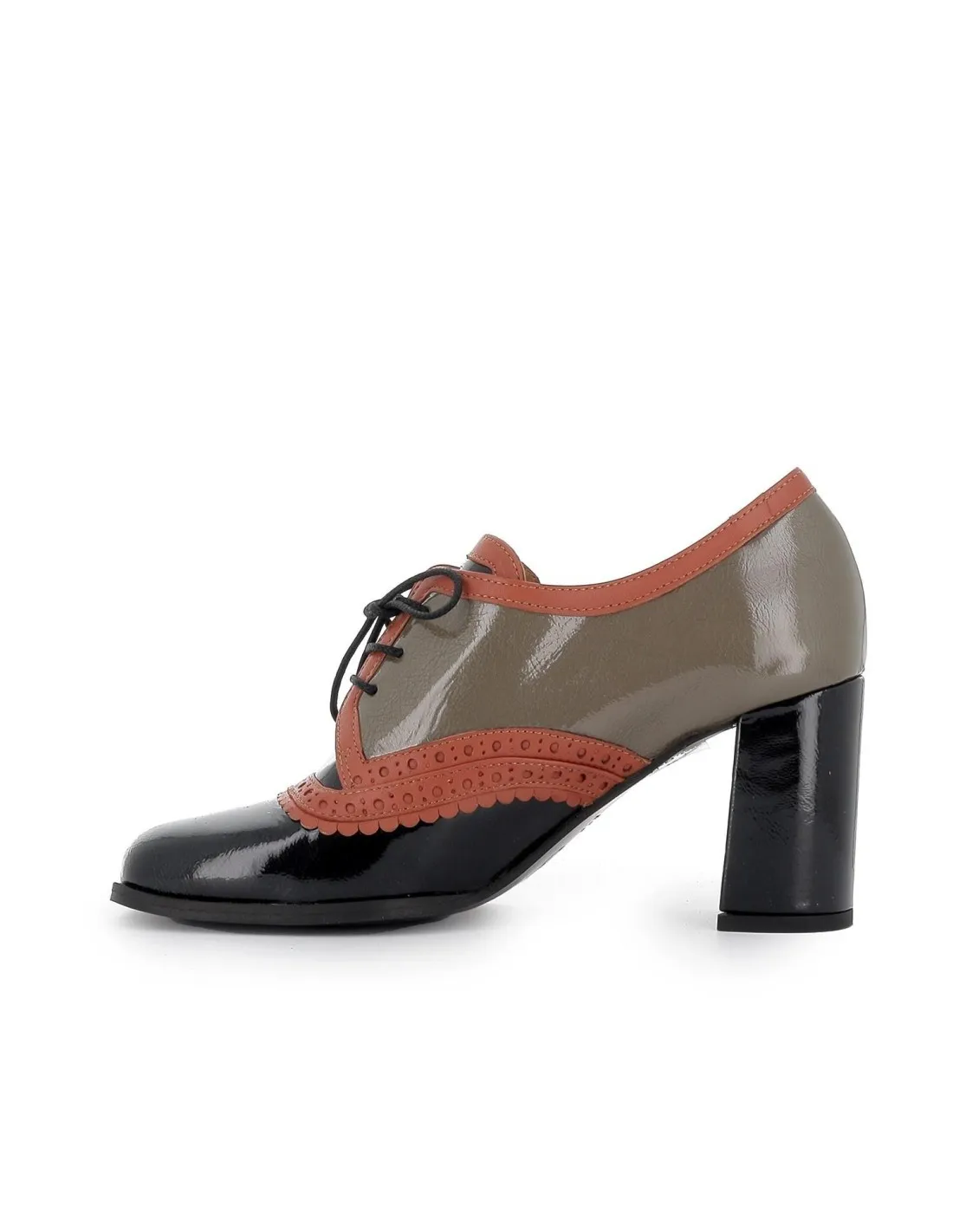Zapato tacón cordones horma cuadrada VIRUS moda