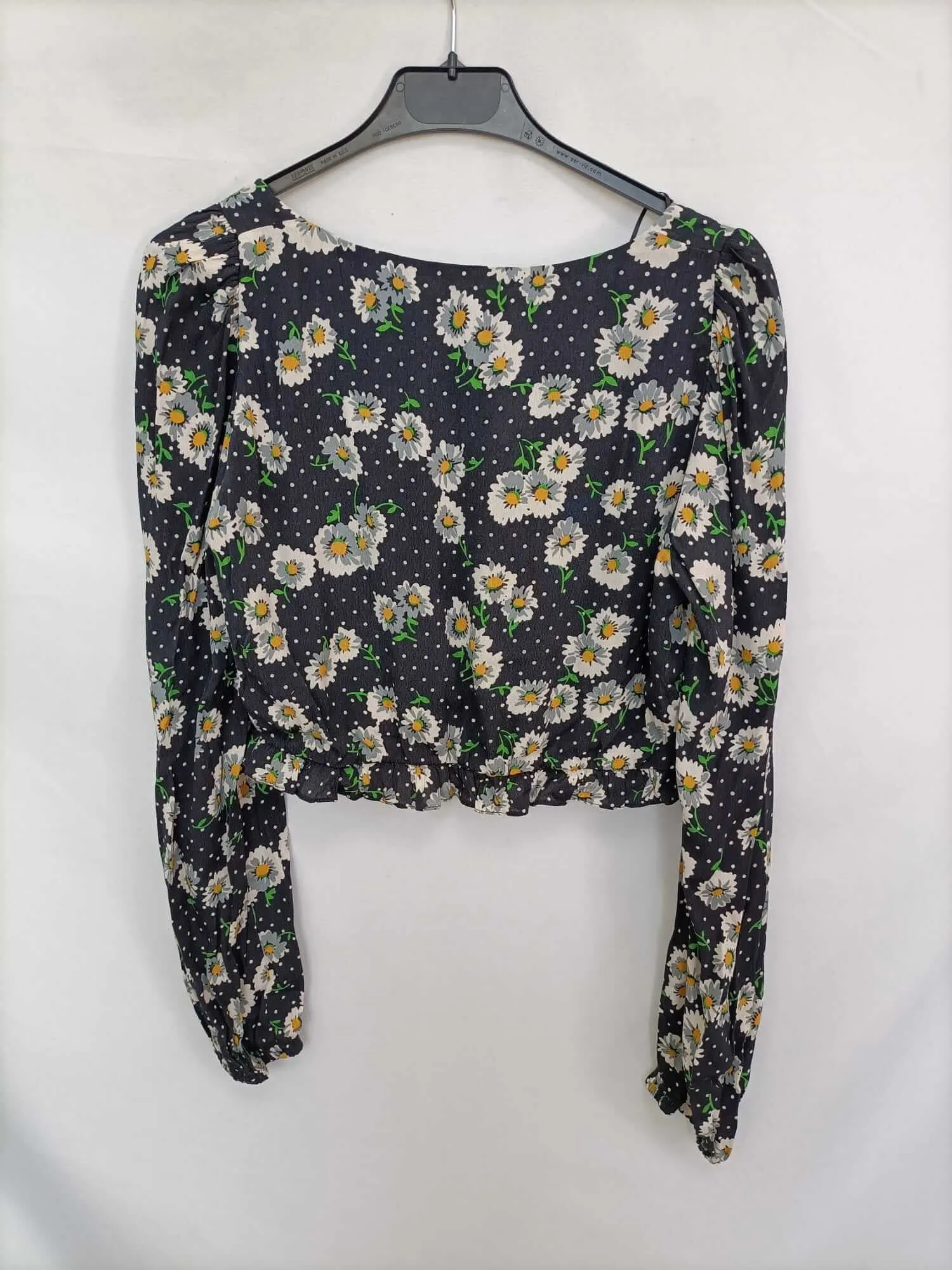 ZARA. Top negro flores y lunares T.m